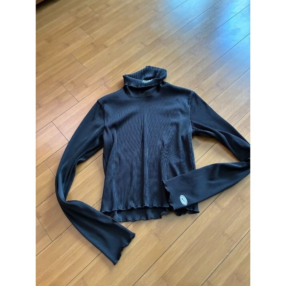 Nike Women's Black Ribbed Knit Long Sleeve Turtle Neck Crop Sweater Tops Size S